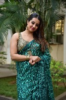 Actress Sanjjanaa Galrani Pictures